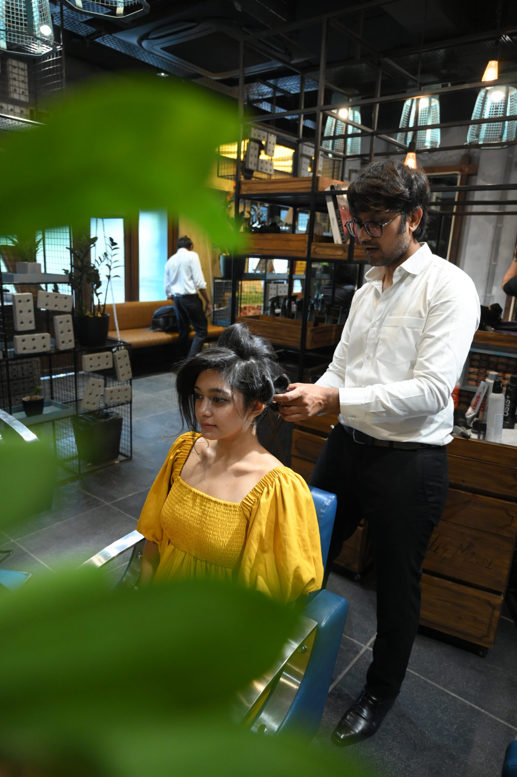 Shades and Mirrors- Best Beauty Salon in Ahmedabad